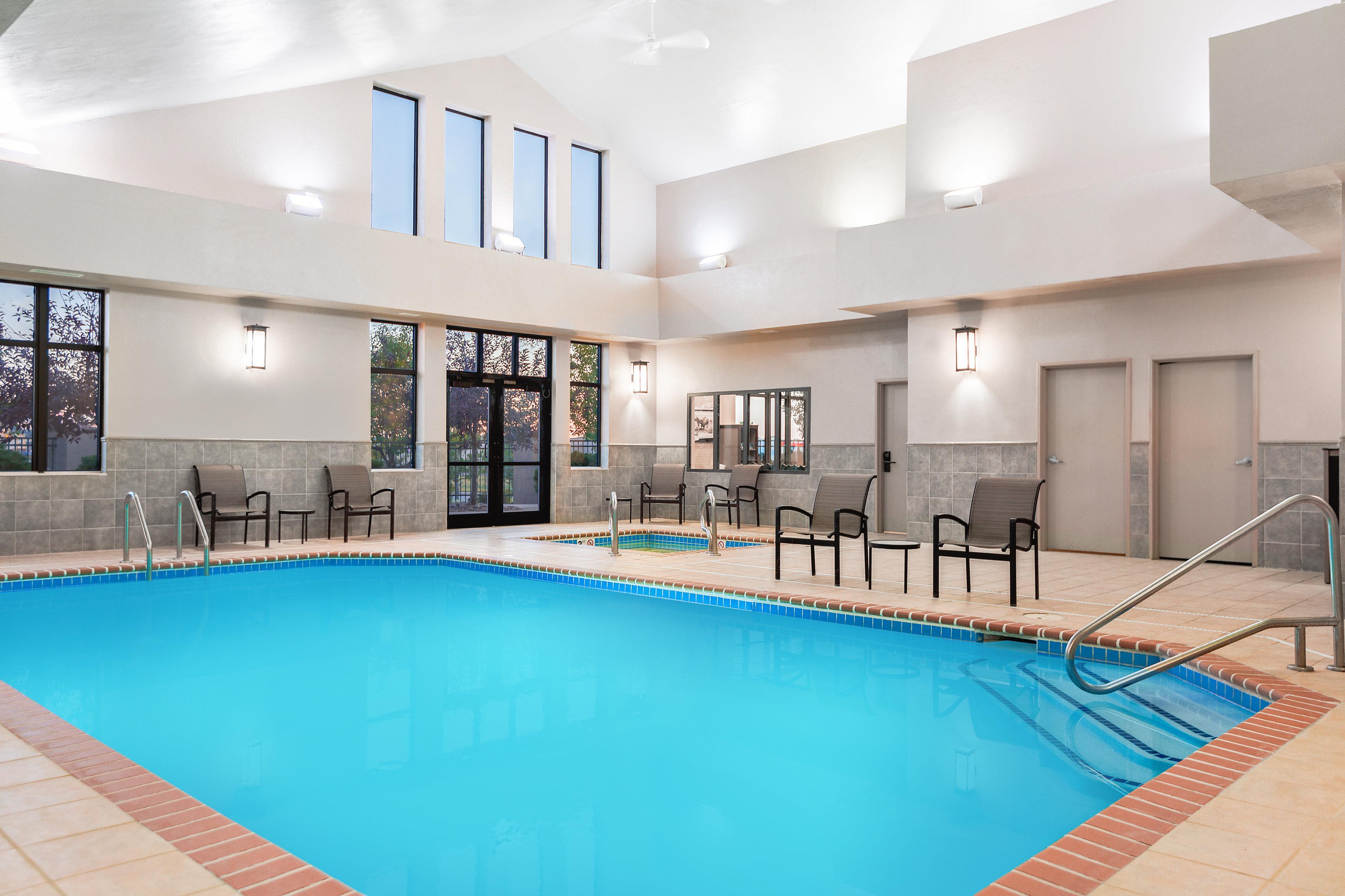 Holiday Inn Express Hotel & Suites Gillette By Ihg Extérieur photo